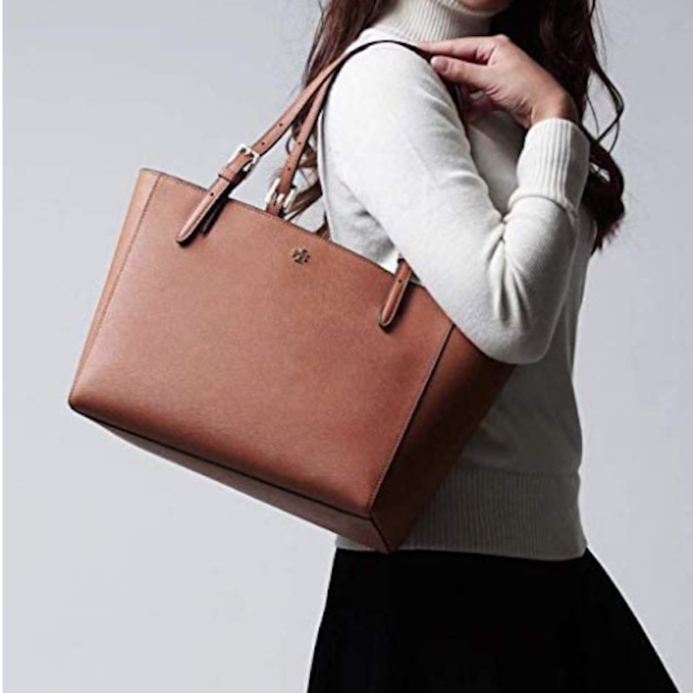 Tory Burch Emerson Small Buckle Tote